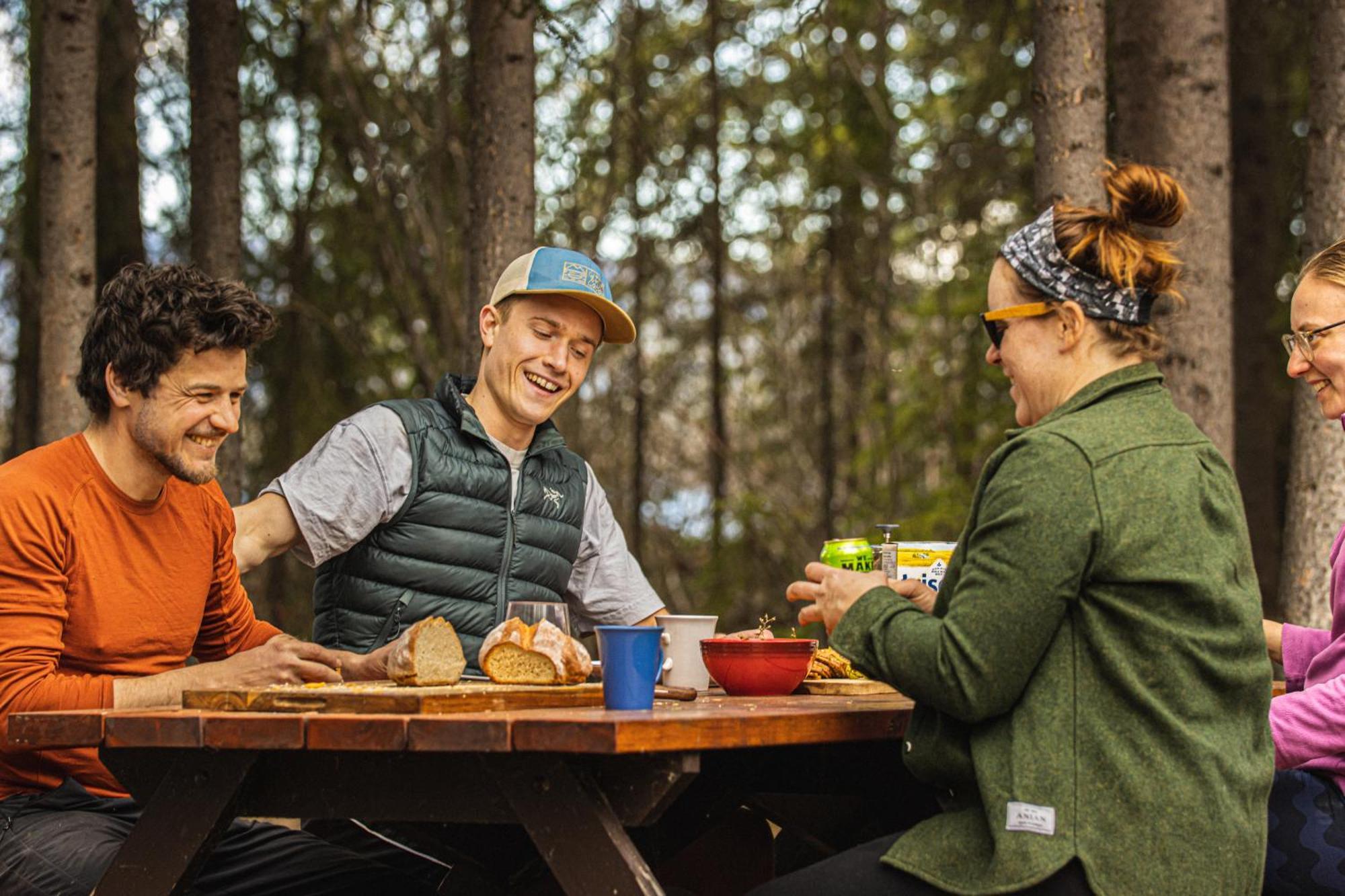 Little Atlin Lodge Tagish Экстерьер фото
