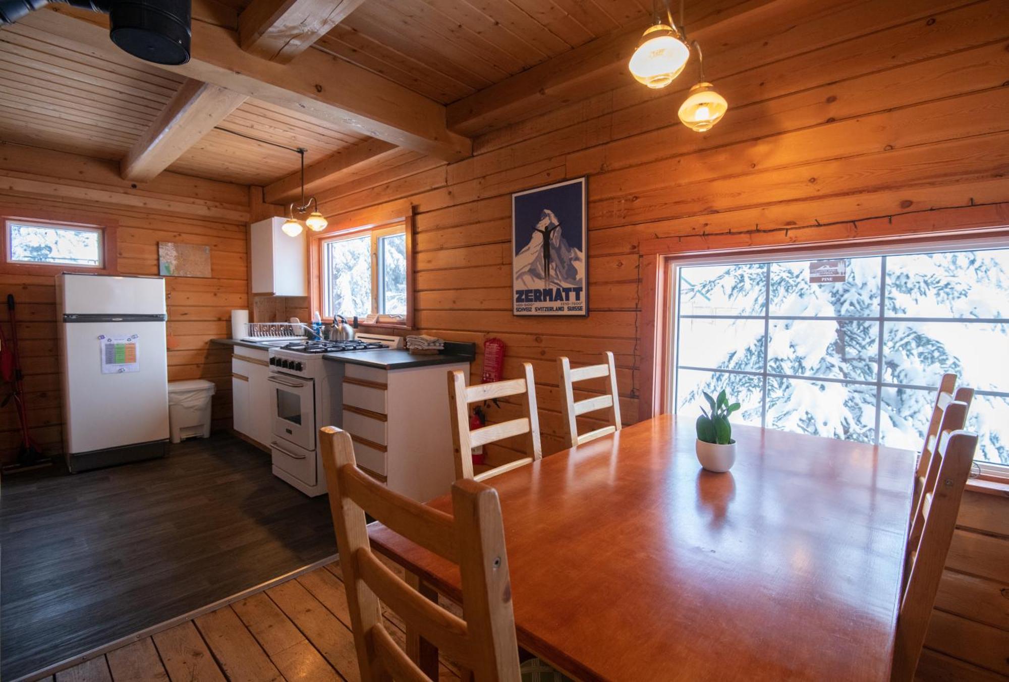 Little Atlin Lodge Tagish Экстерьер фото